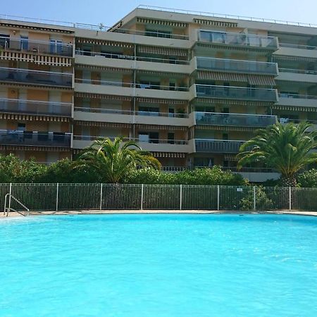 Frejus Plage, Appartement Entier , Piscine,Parking,Plage A 200M 外观 照片